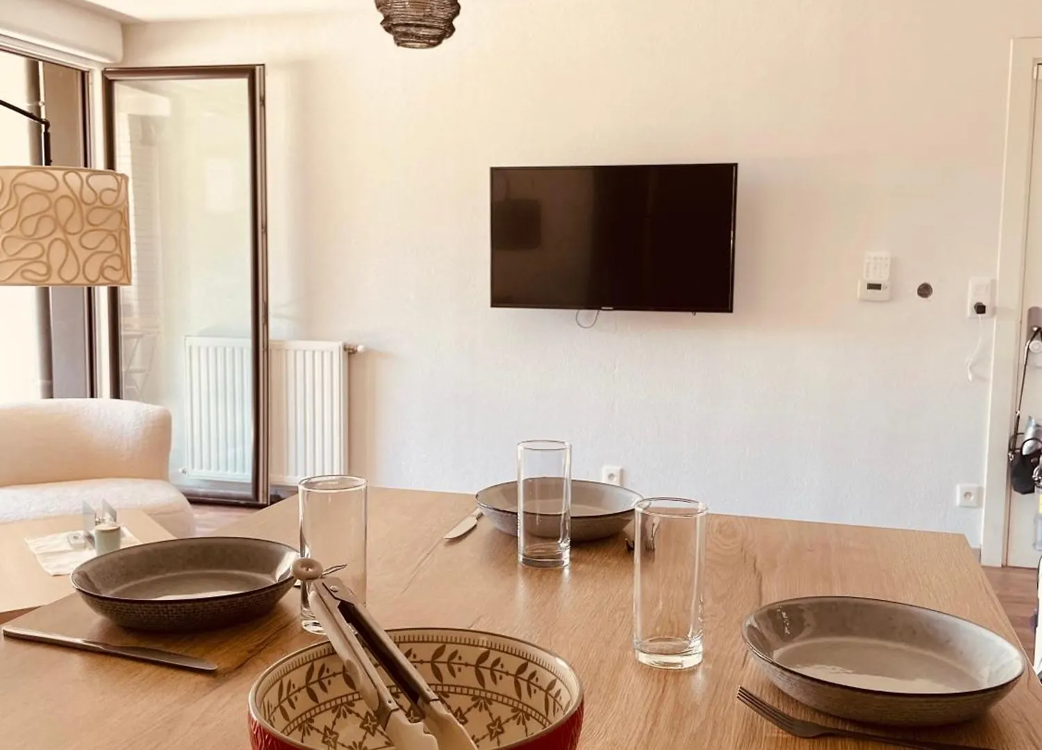 Appartement 2 Chambres Cosy Proche Aeroport Et Meett Au Pied Du Tram Blagnac